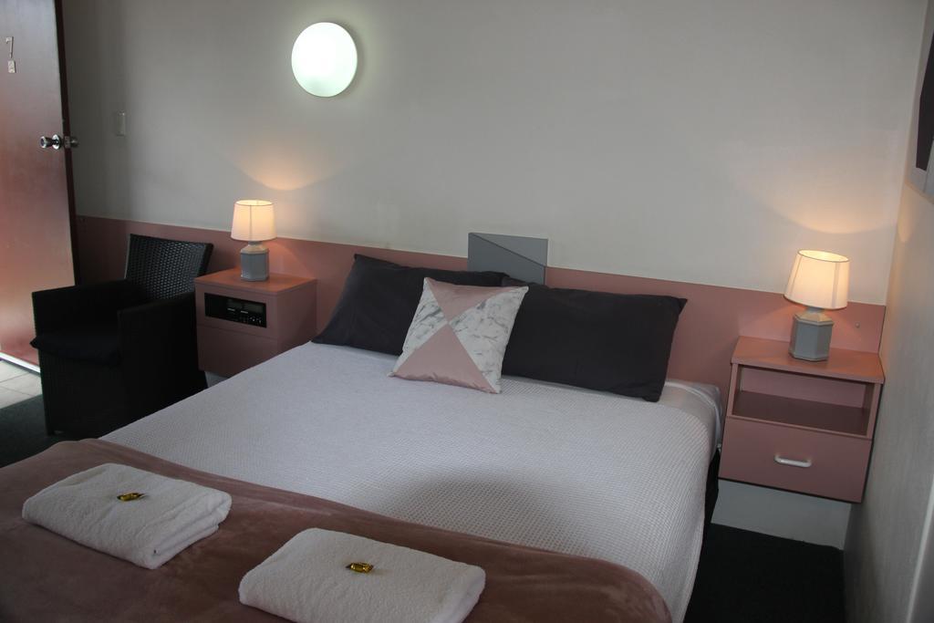Caloundra Suncourt Motel Номер фото