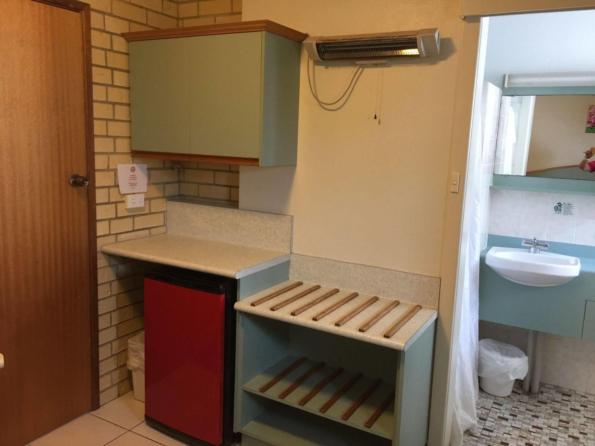 Caloundra Suncourt Motel Экстерьер фото