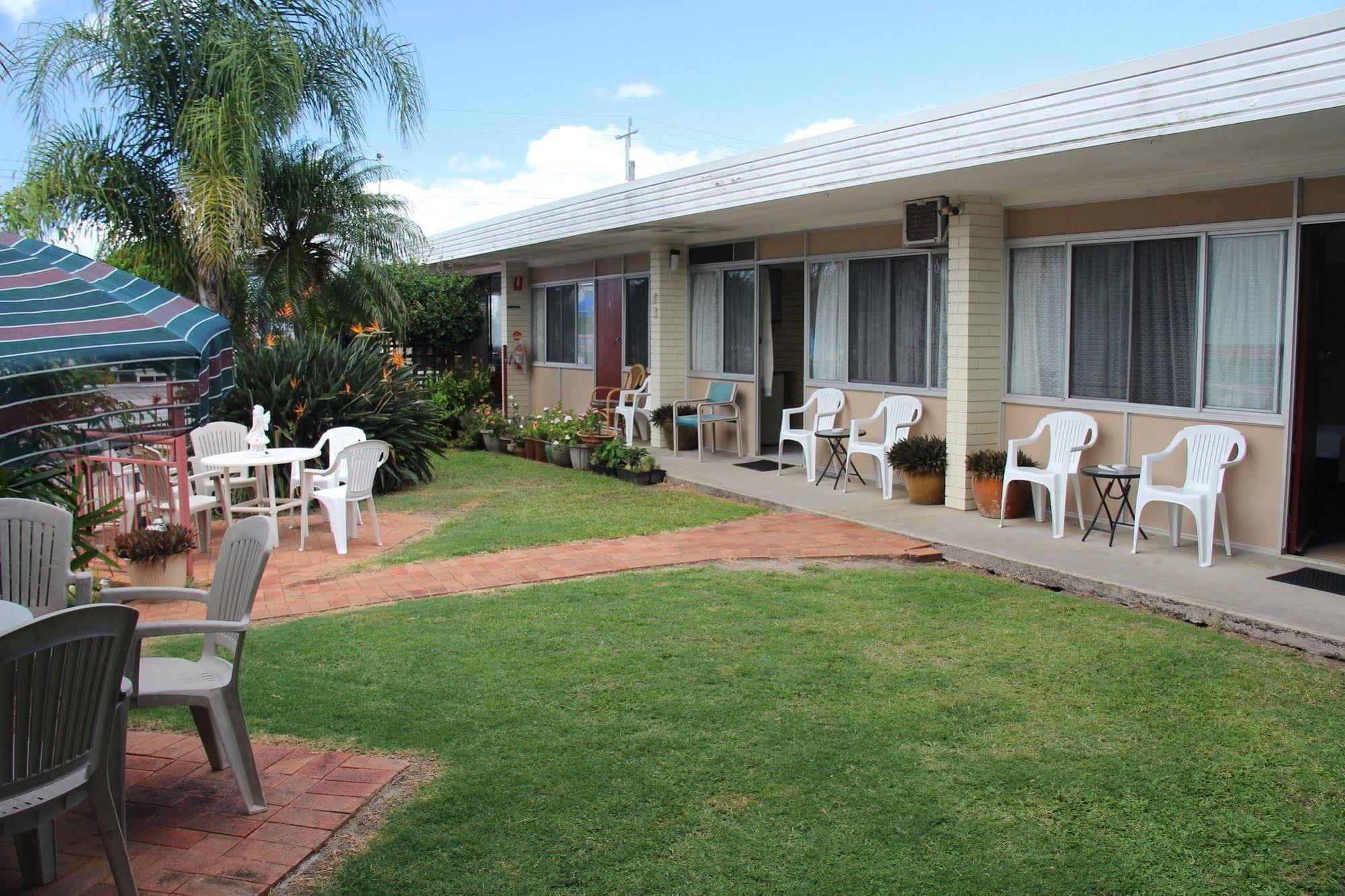 Caloundra Suncourt Motel Экстерьер фото