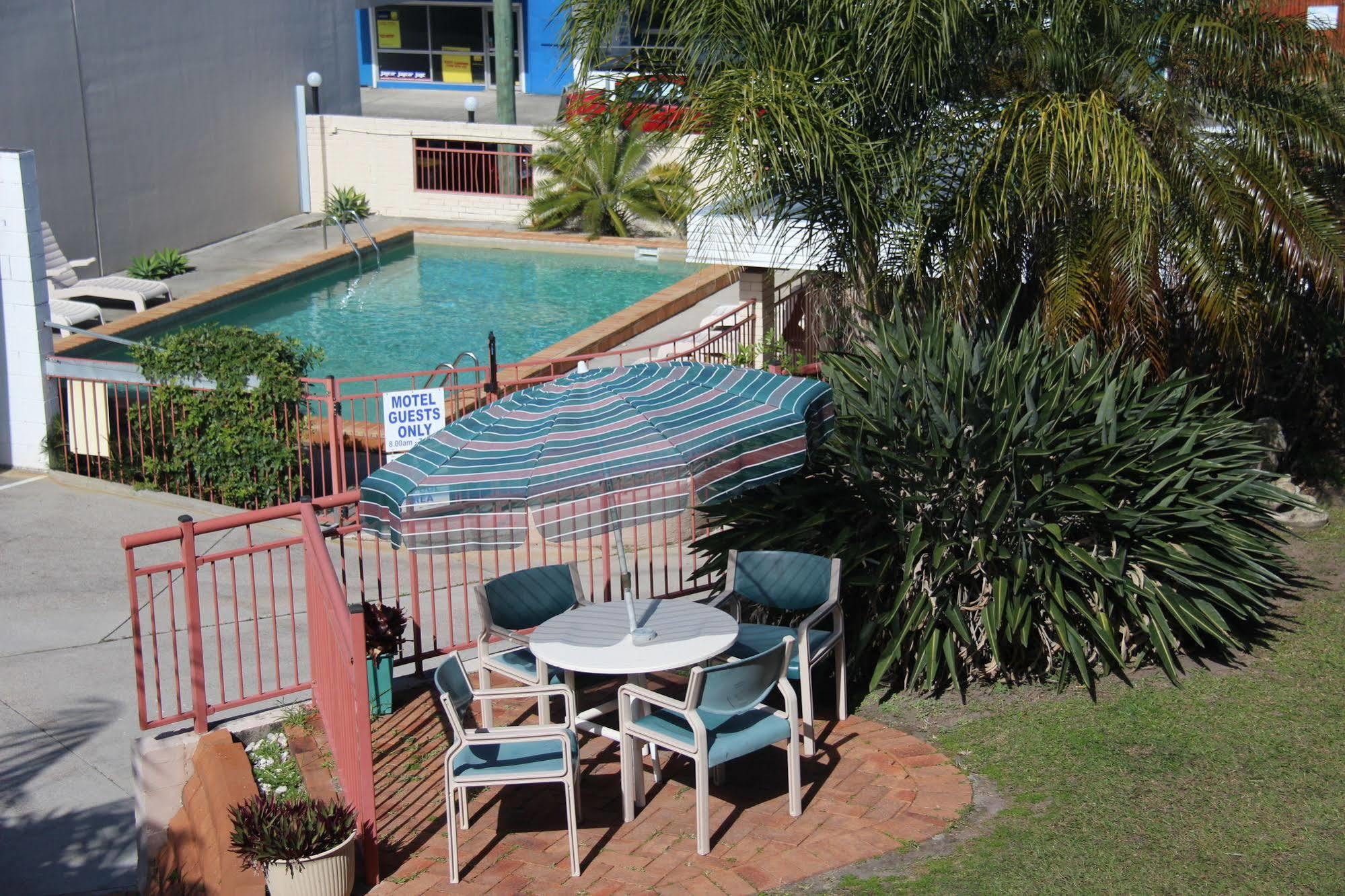 Caloundra Suncourt Motel Экстерьер фото